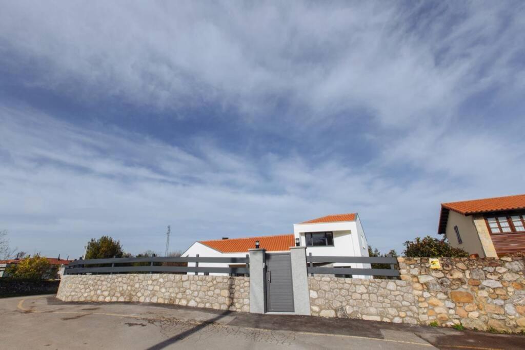 La Llosina Vivienda Vacacional Alquiler Integro Llanes Buitenkant foto
