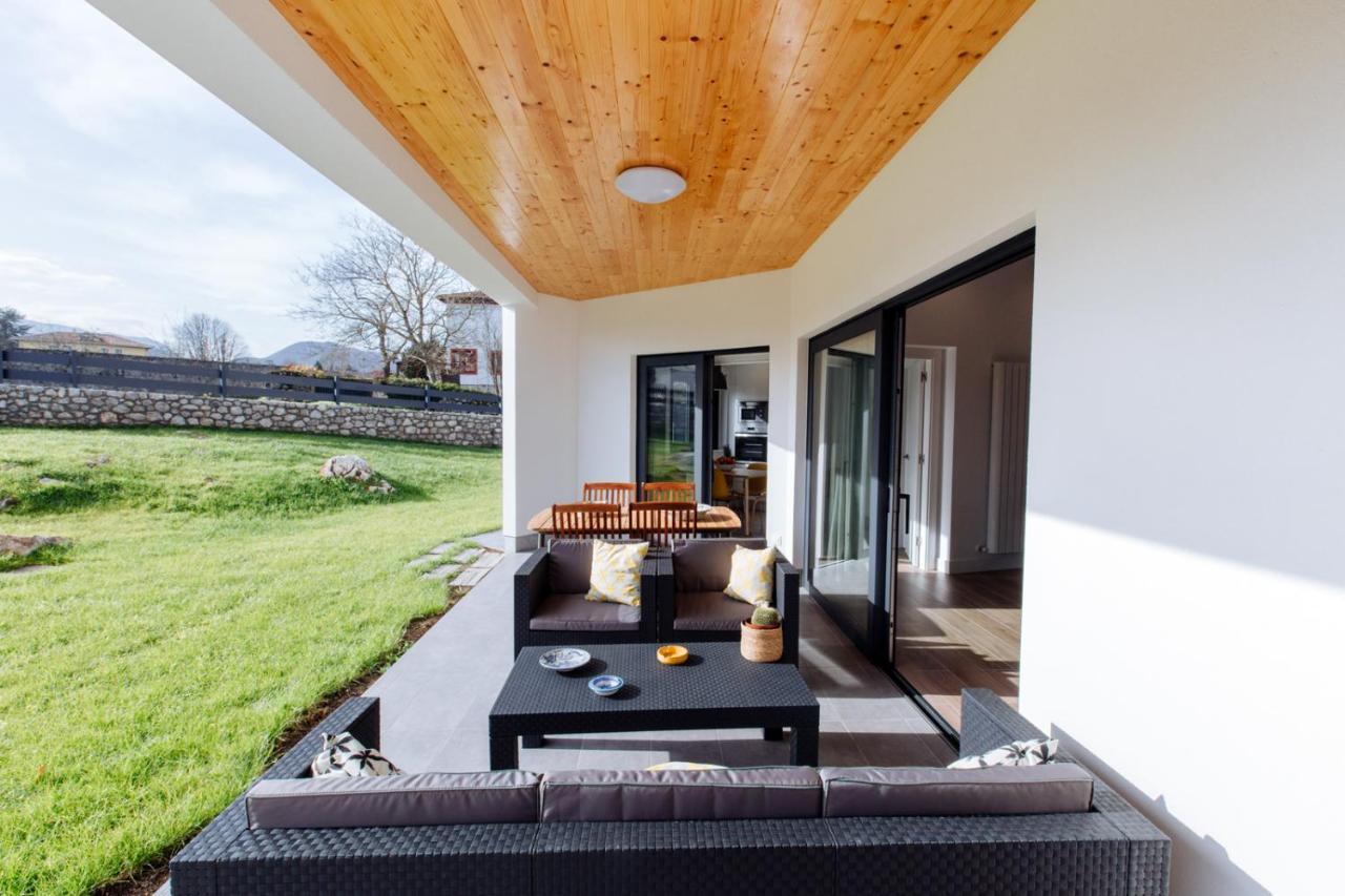 La Llosina Vivienda Vacacional Alquiler Integro Llanes Buitenkant foto