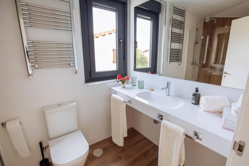 La Llosina Vivienda Vacacional Alquiler Integro Llanes Buitenkant foto